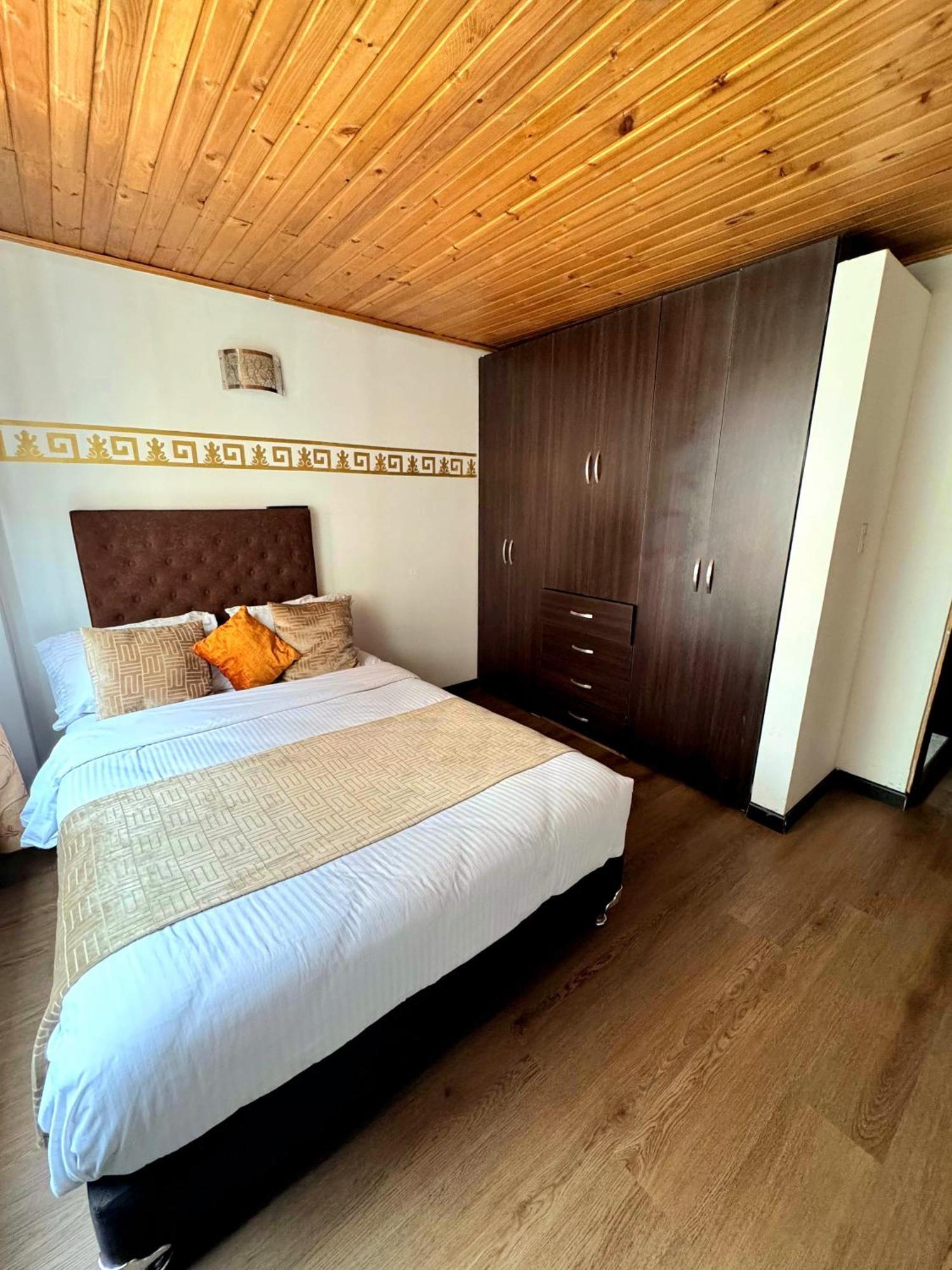 Oporto 83 Hotel Bogotá Eksteriør billede