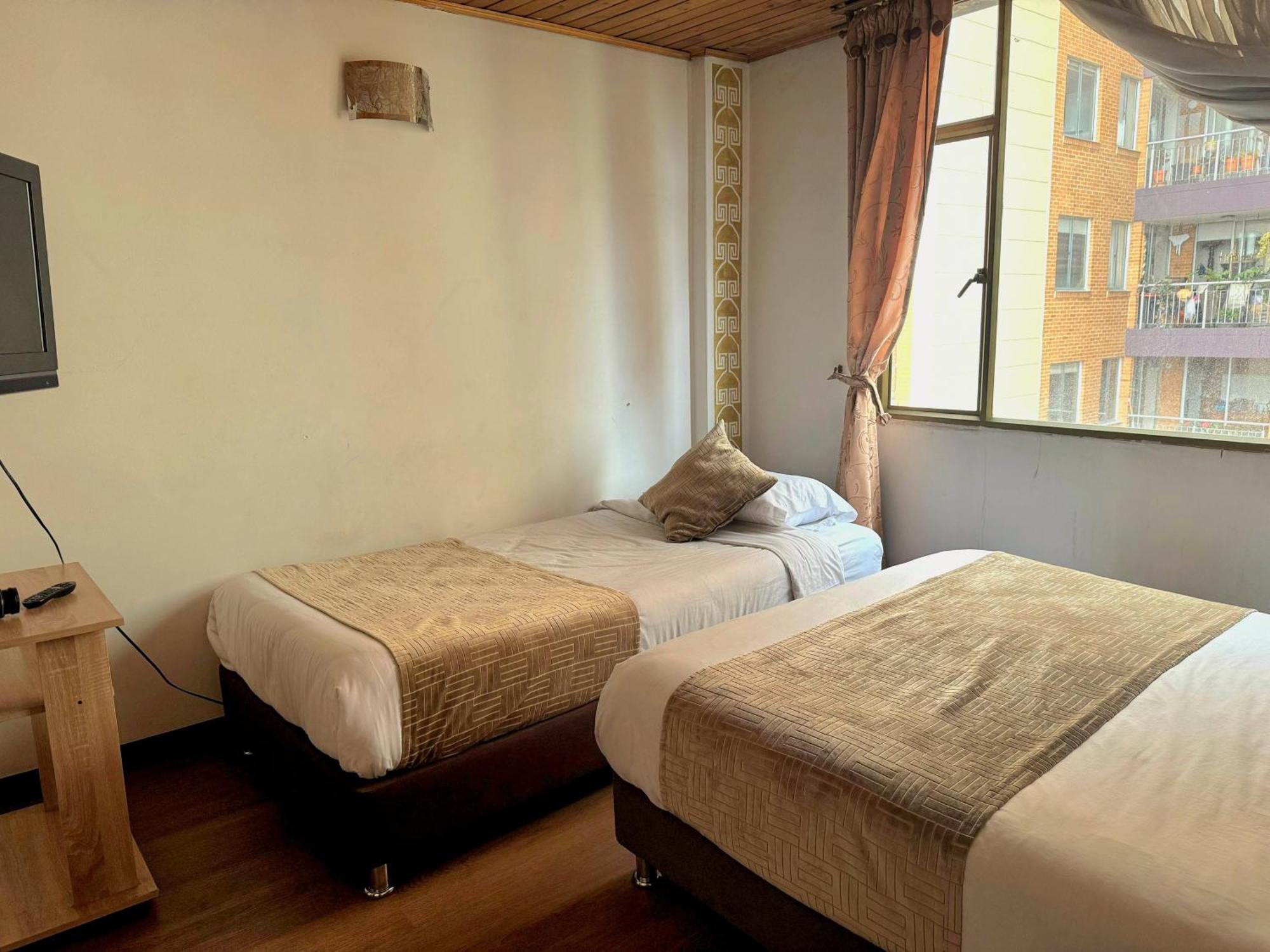 Oporto 83 Hotel Bogotá Eksteriør billede