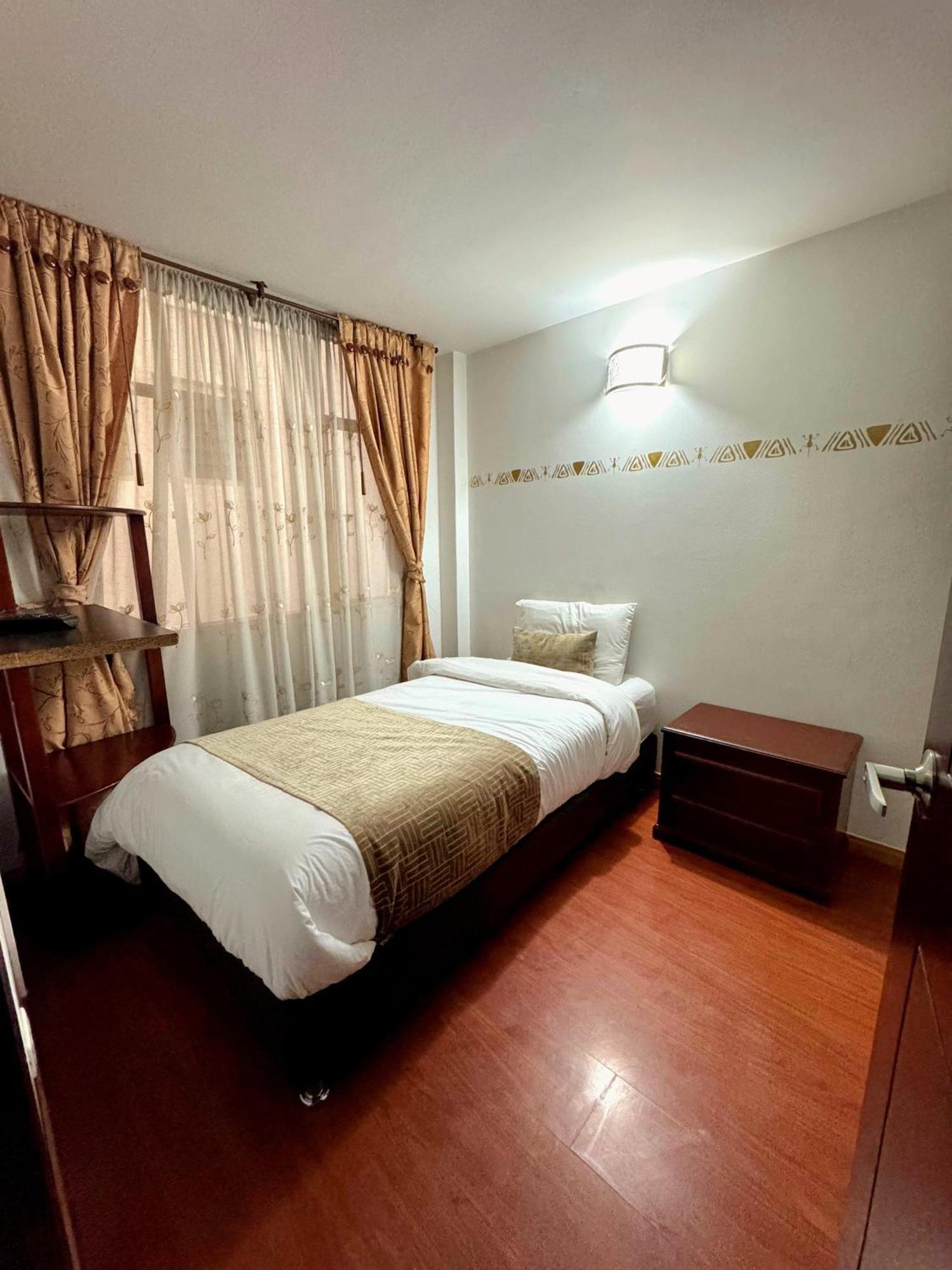 Oporto 83 Hotel Bogotá Eksteriør billede